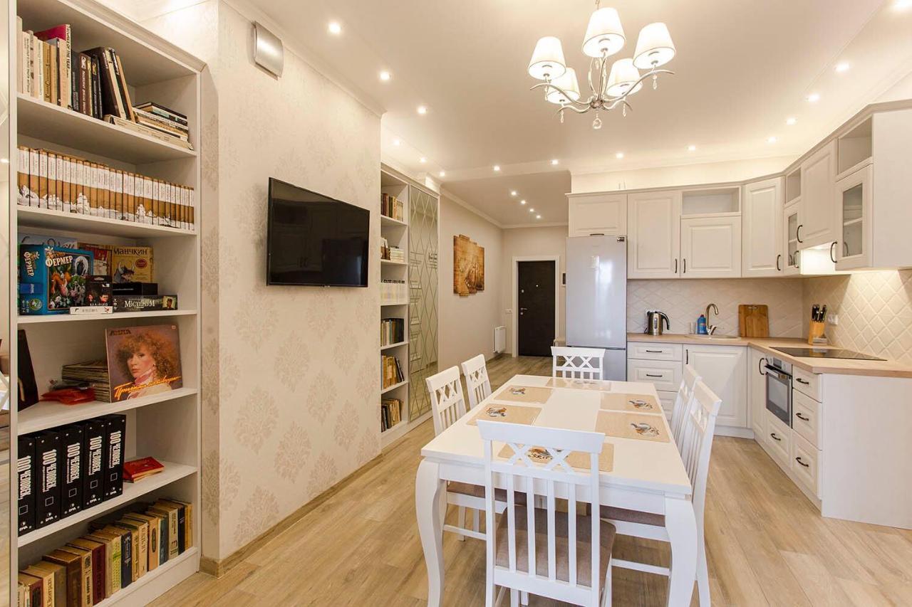 2-Roomed Apartment With Living Room Odessa Exterior foto
