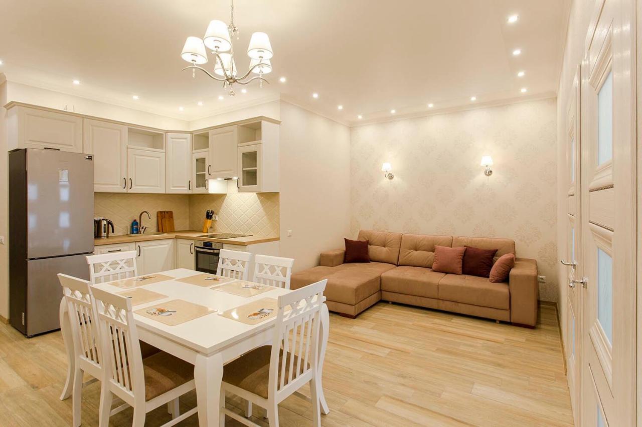 2-Roomed Apartment With Living Room Odessa Exterior foto